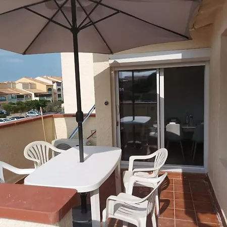 T1 Mezzanine Proche De La Plage Apartment *
